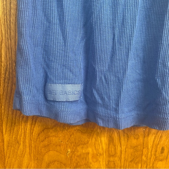 Set Active Basics Blue Ribbed Scoop Tank - XS - Picture 2 of 4